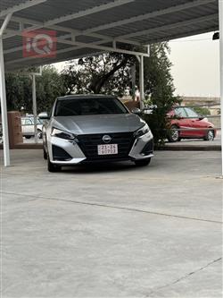 نيسان ألتيما